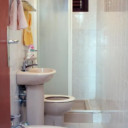 Apartamento With A Parking Space Lokva Rogoznica, Omis - 4819 Lokva Rogoznica